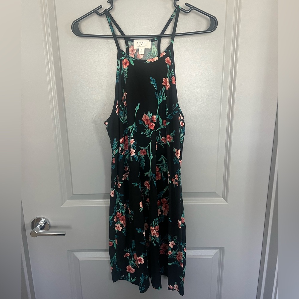 Everly Women’s Flowery Sleeveless Midi Dress